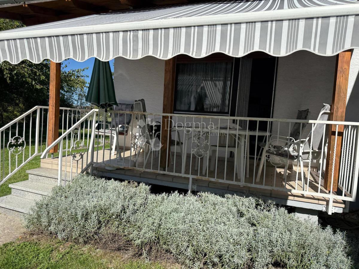 Hiša Lonjica, Vrbovec, 277m2