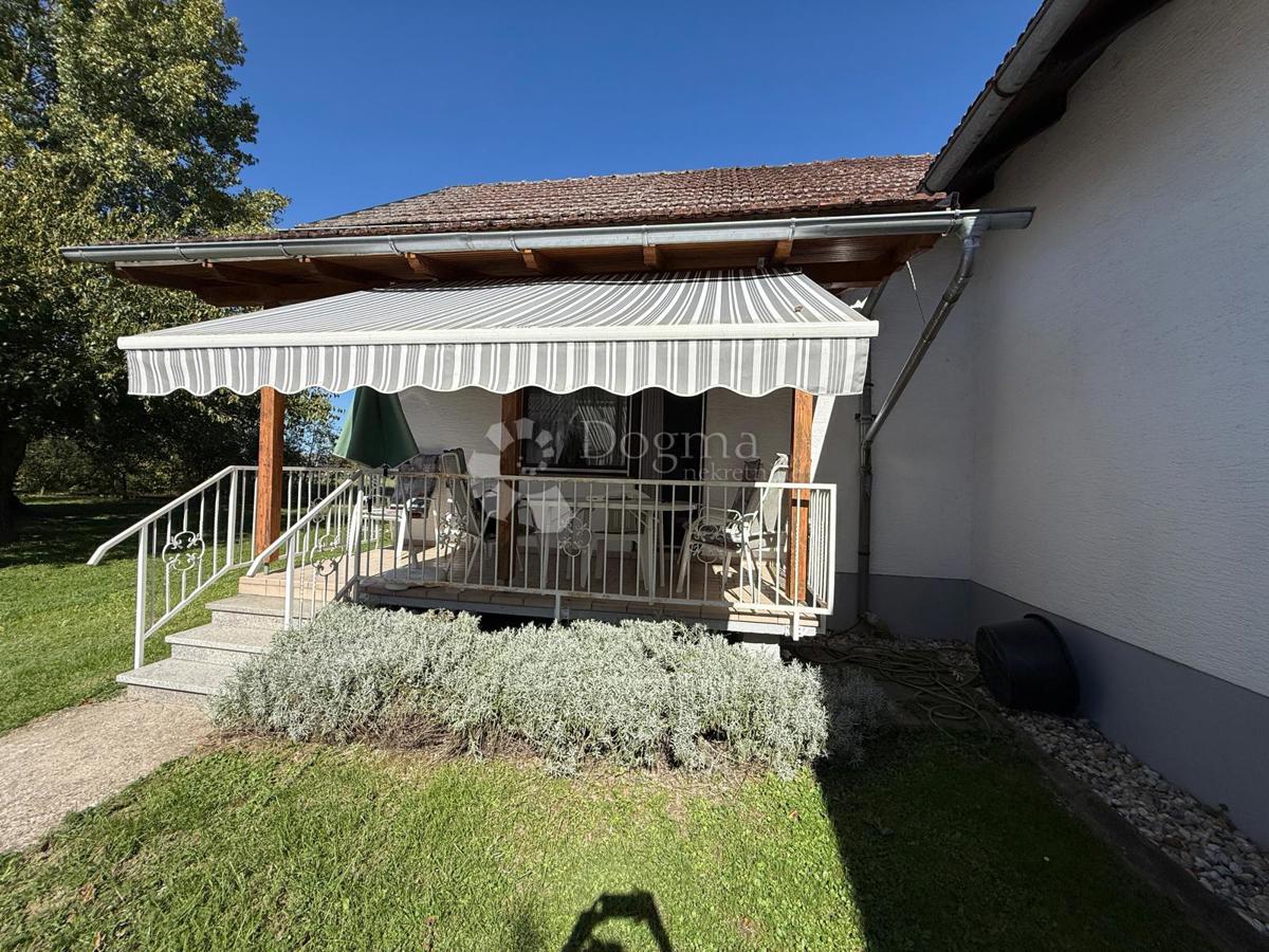 Hiša Lonjica, Vrbovec, 277m2