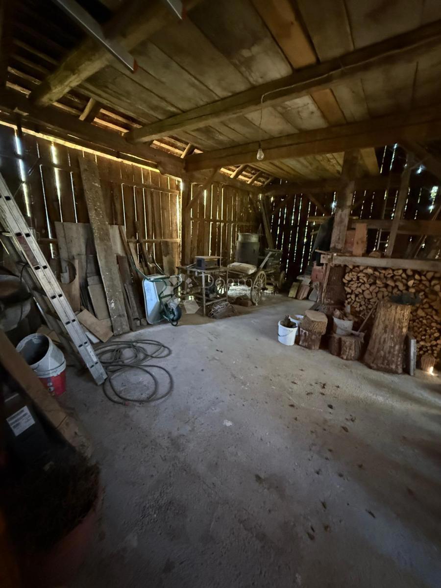 Hiša Lonjica, Vrbovec, 277m2