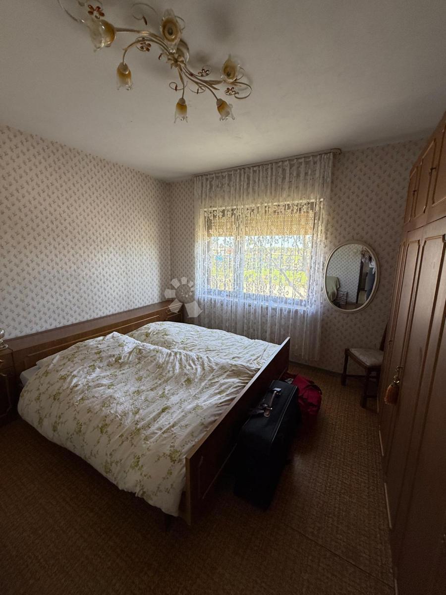 Hiša Lonjica, Vrbovec, 277m2