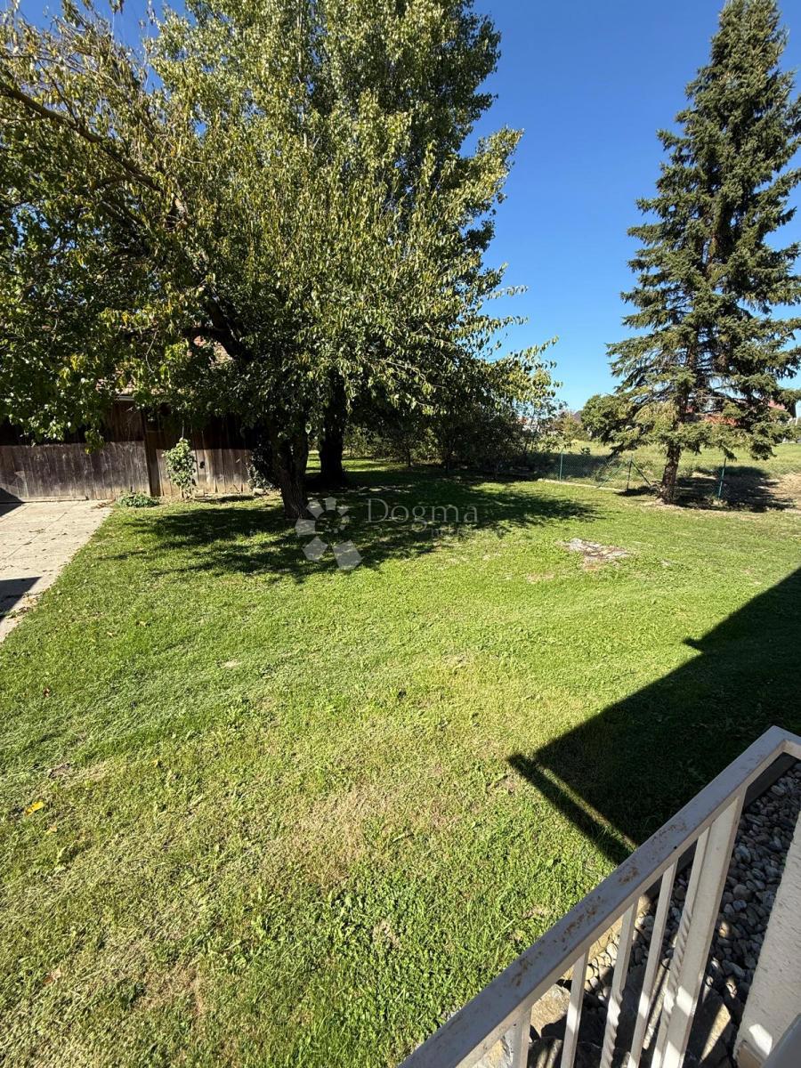 Hiša Lonjica, Vrbovec, 277m2