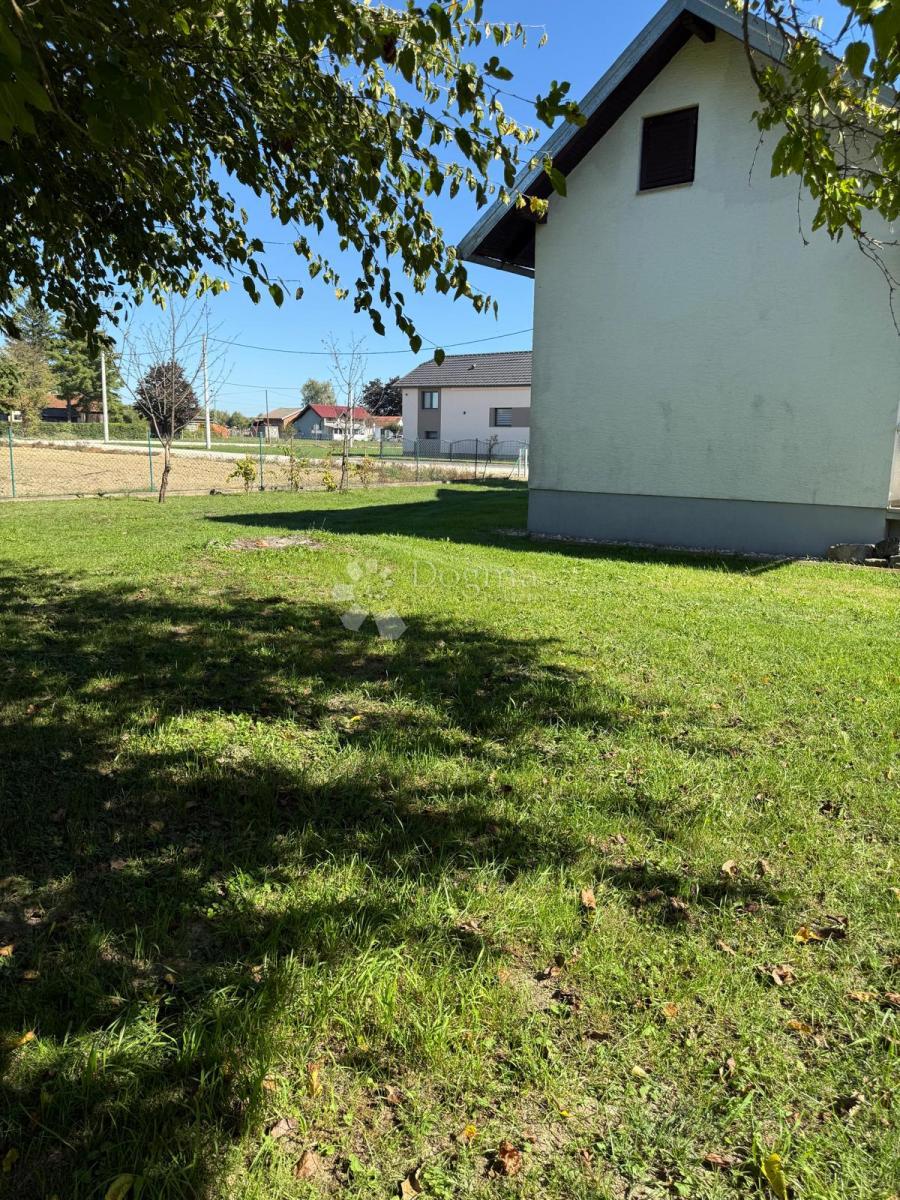 Hiša Lonjica, Vrbovec, 277m2