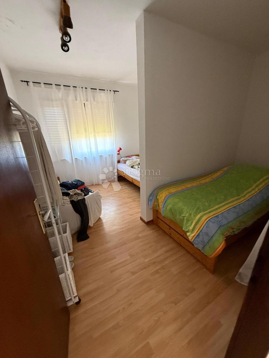 Hiša Lonjica, Vrbovec, 277m2