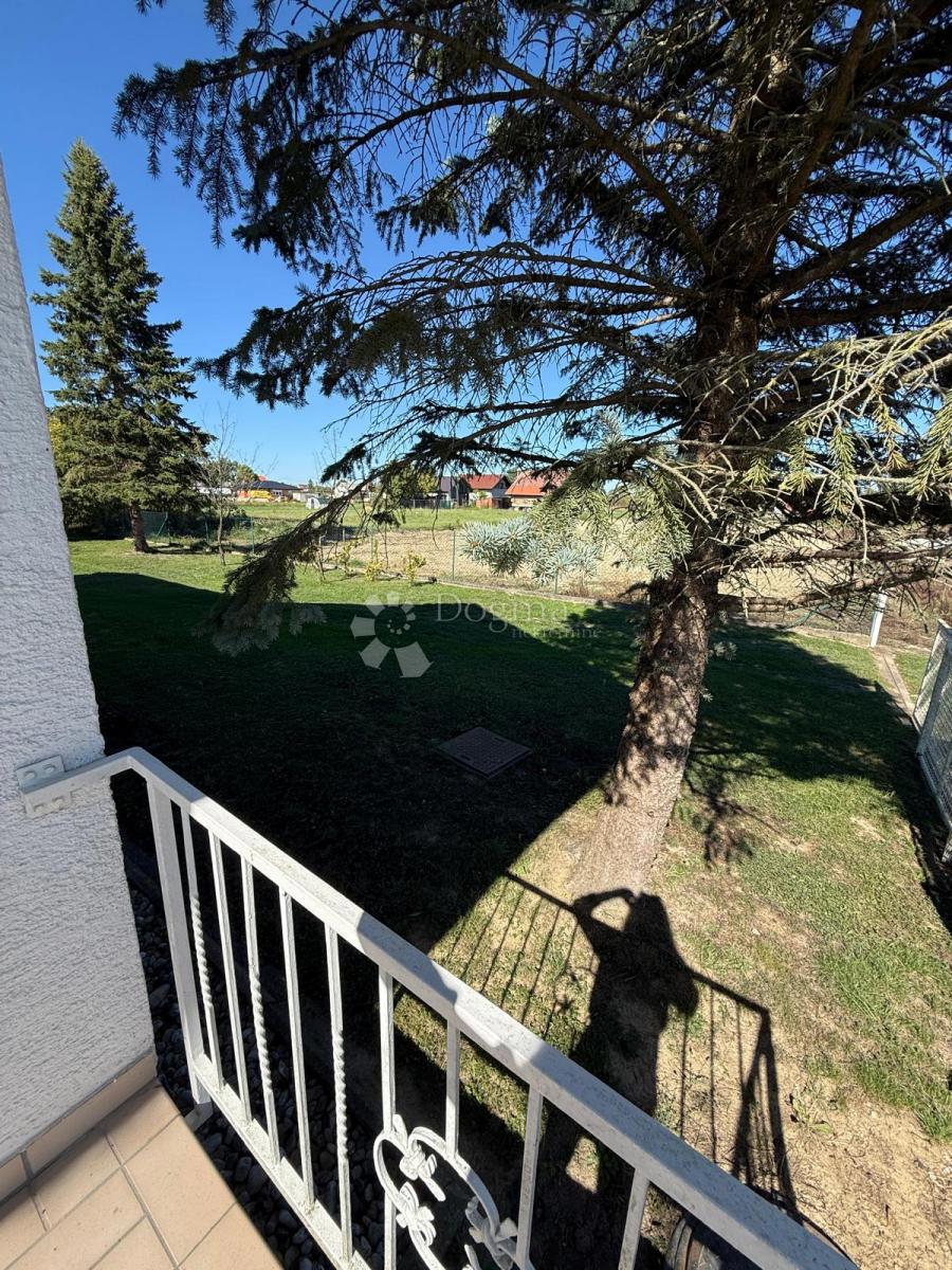 Hiša Lonjica, Vrbovec, 277m2