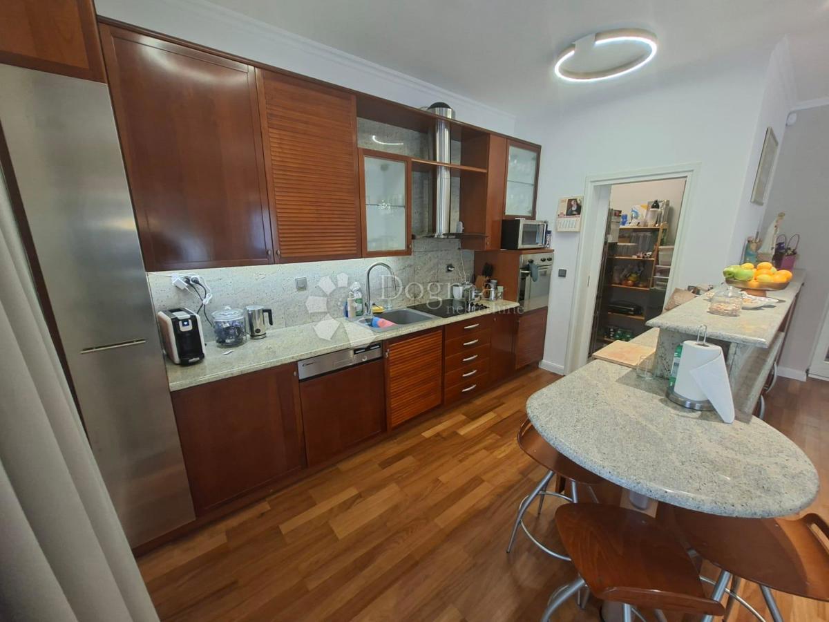 Hiša Remete, Maksimir, 440m2