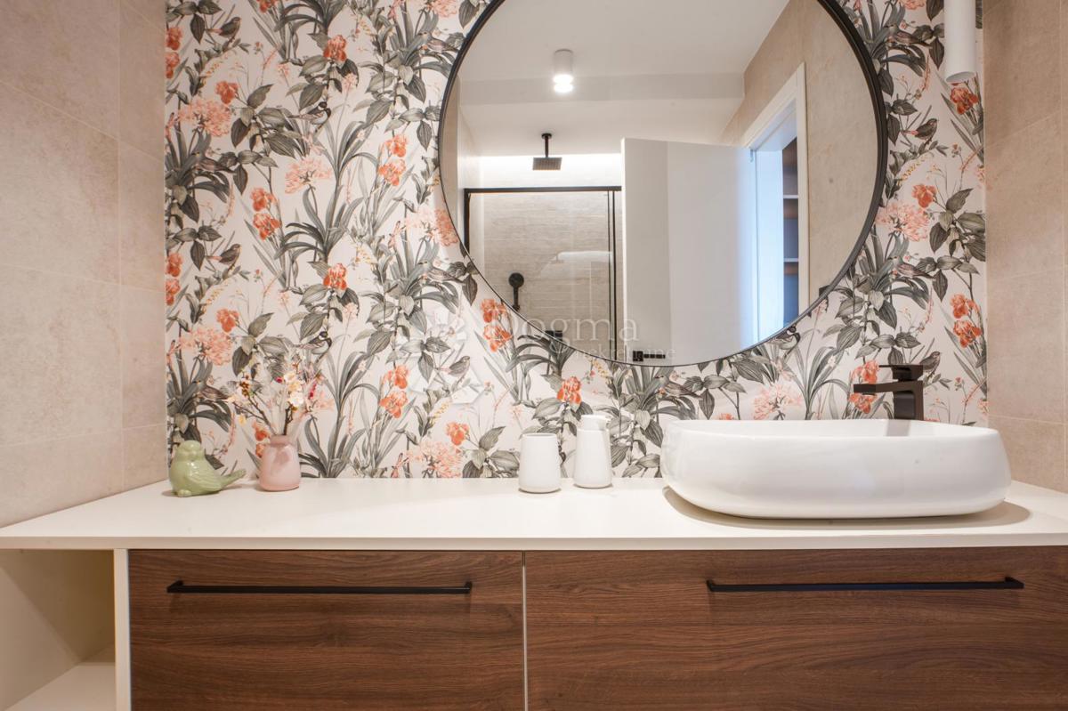 Stanovanje Kostrena Sveta Lucija, Kostrena, 252m2