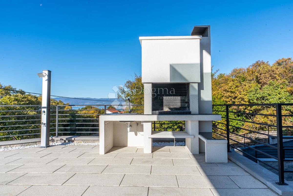 Stanovanje Kostrena Sveta Lucija, Kostrena, 252m2