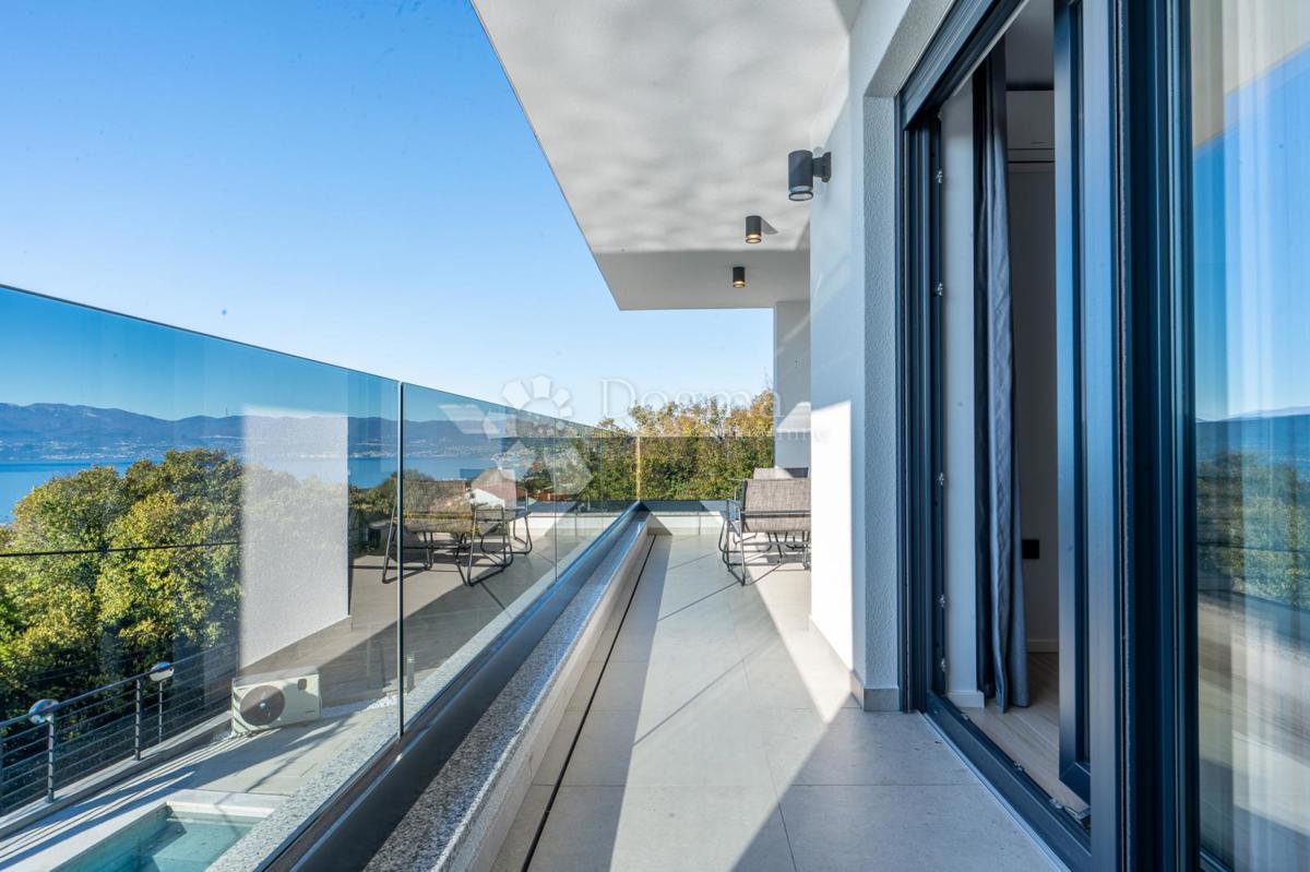 Stanovanje Kostrena Sveta Lucija, Kostrena, 252m2