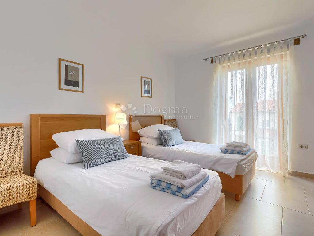 Vila s panoramskim razgledom na Istro