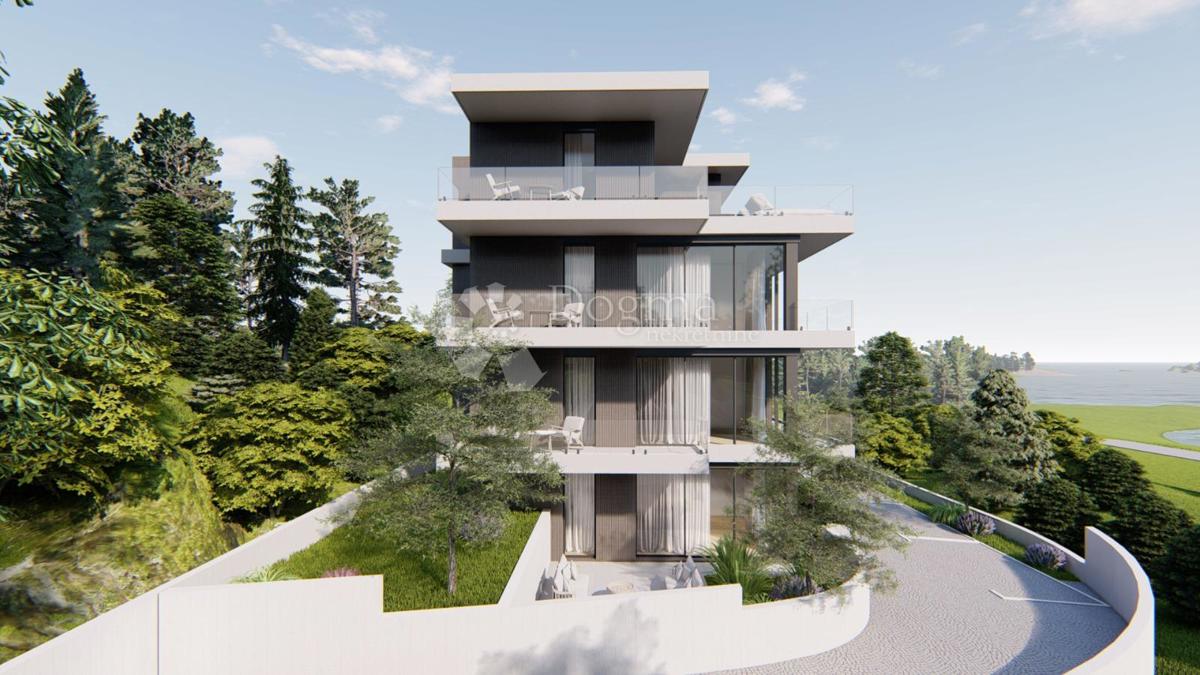 PRIMOŠTEN - PRITLIČJE PRVA VRSTA DO MORJA