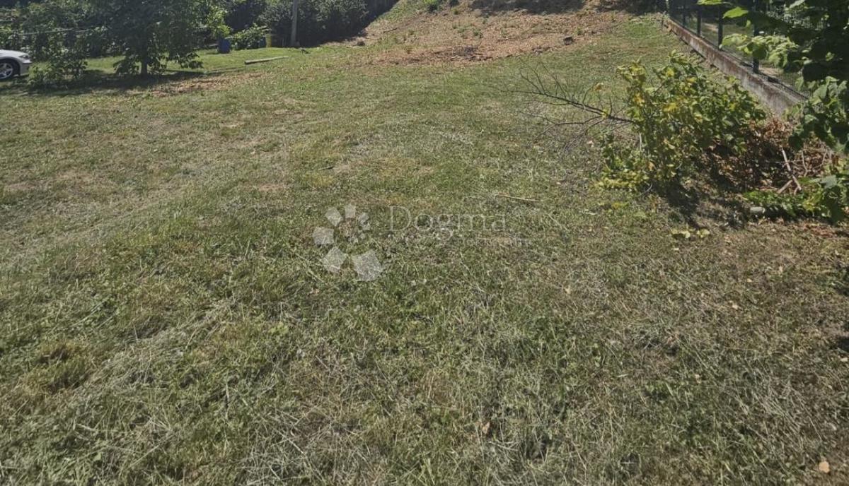 Zazidljivo zemljišče Remete, Maksimir, 1.464m2