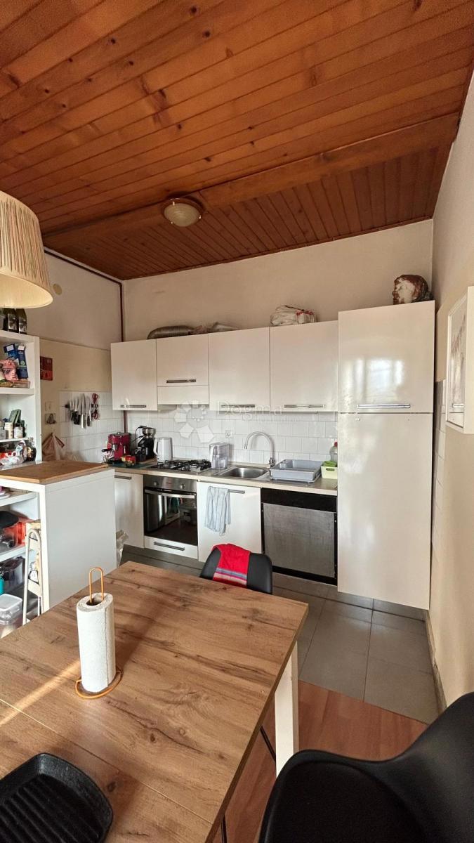 Stanovanje Centar, Pula, 50,54m2