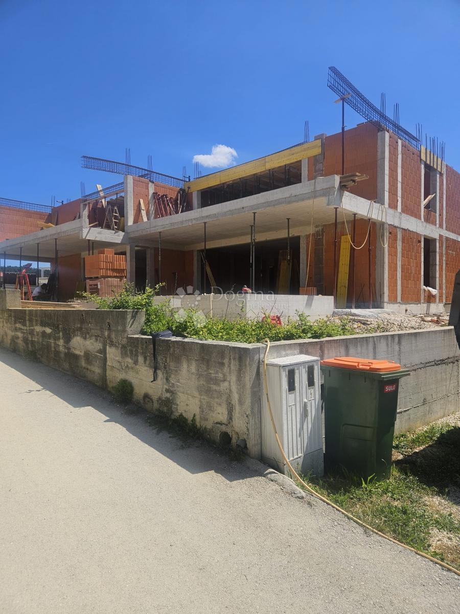 Apartma Ljubač, Ražanac, 102,17m2