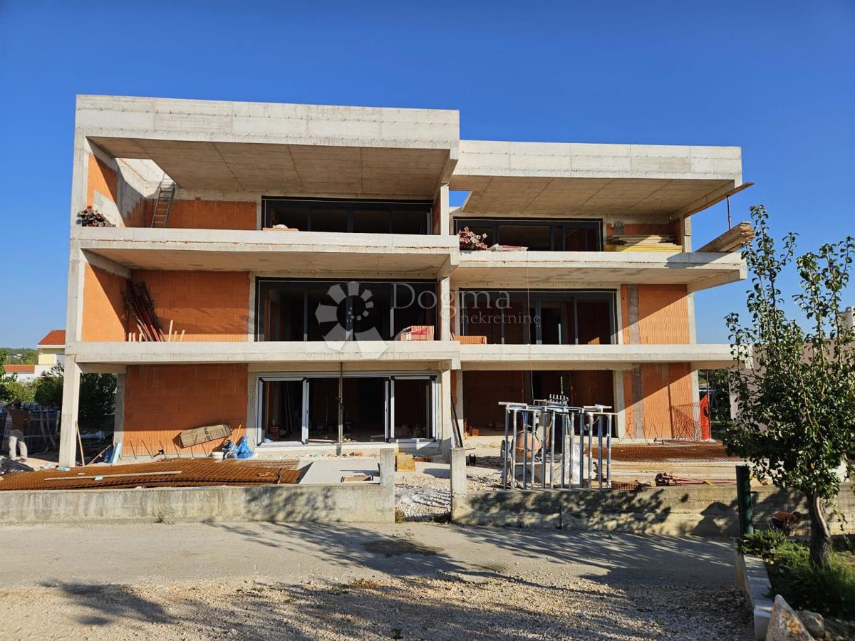 Apartma Ljubač, Ražanac, 102,17m2