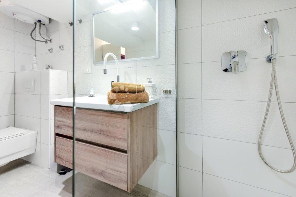 Enosobno stanovanje v središču Rovinja, pravljičnega starega mestnega jedra