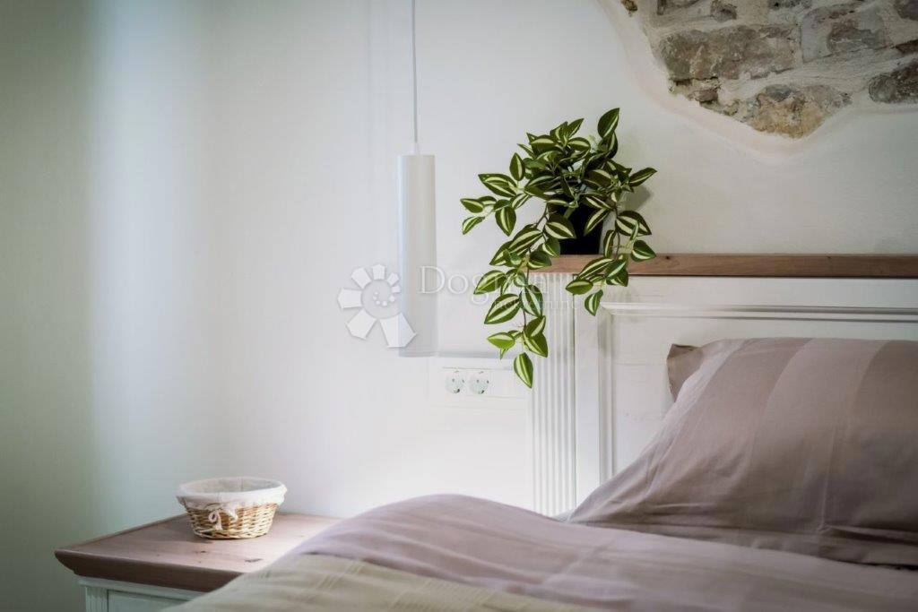 Enosobno stanovanje v središču Rovinja, pravljičnega starega mestnega jedra