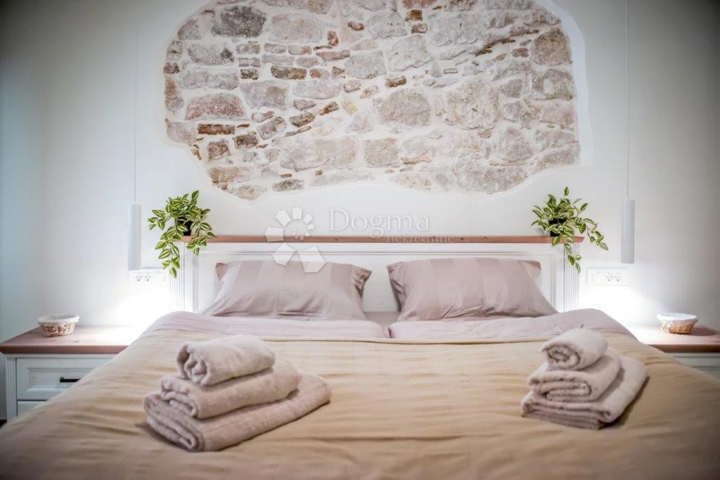 Enosobno stanovanje v središču Rovinja, pravljičnega starega mestnega jedra