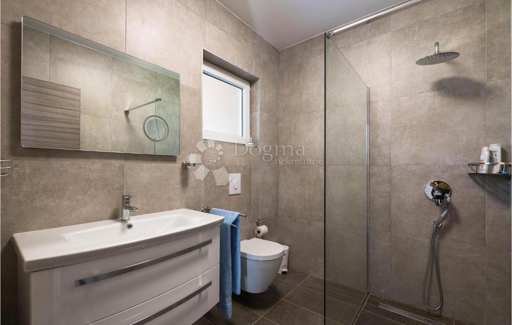 Hiša Vodnjan, 250m2