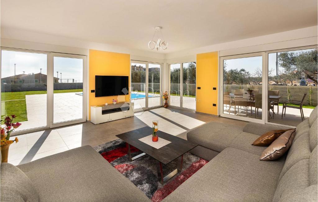 Hiša Vodnjan, 250m2