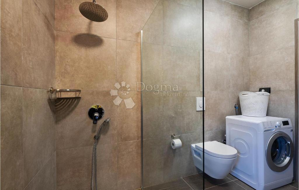 Hiša Vodnjan, 250m2