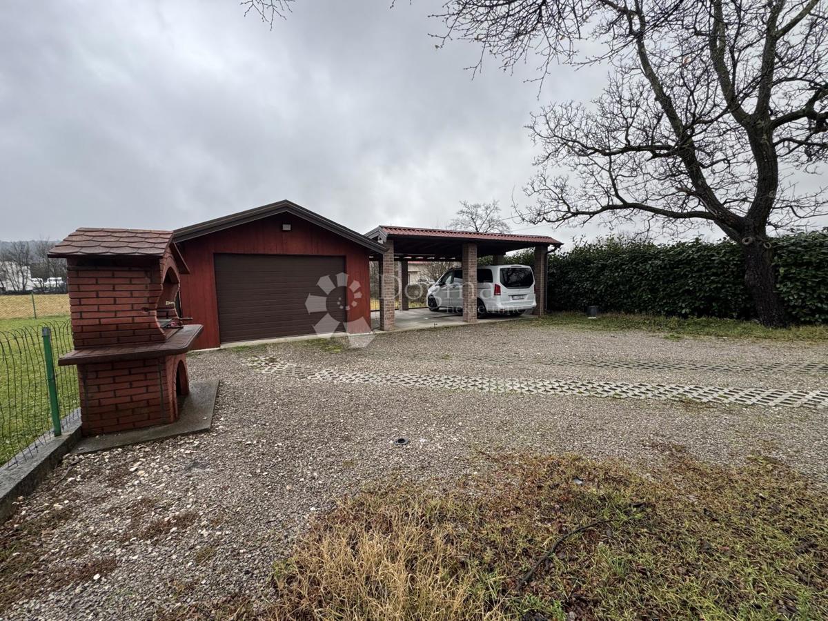 Hiša Podhum, Jelenje, 200m2