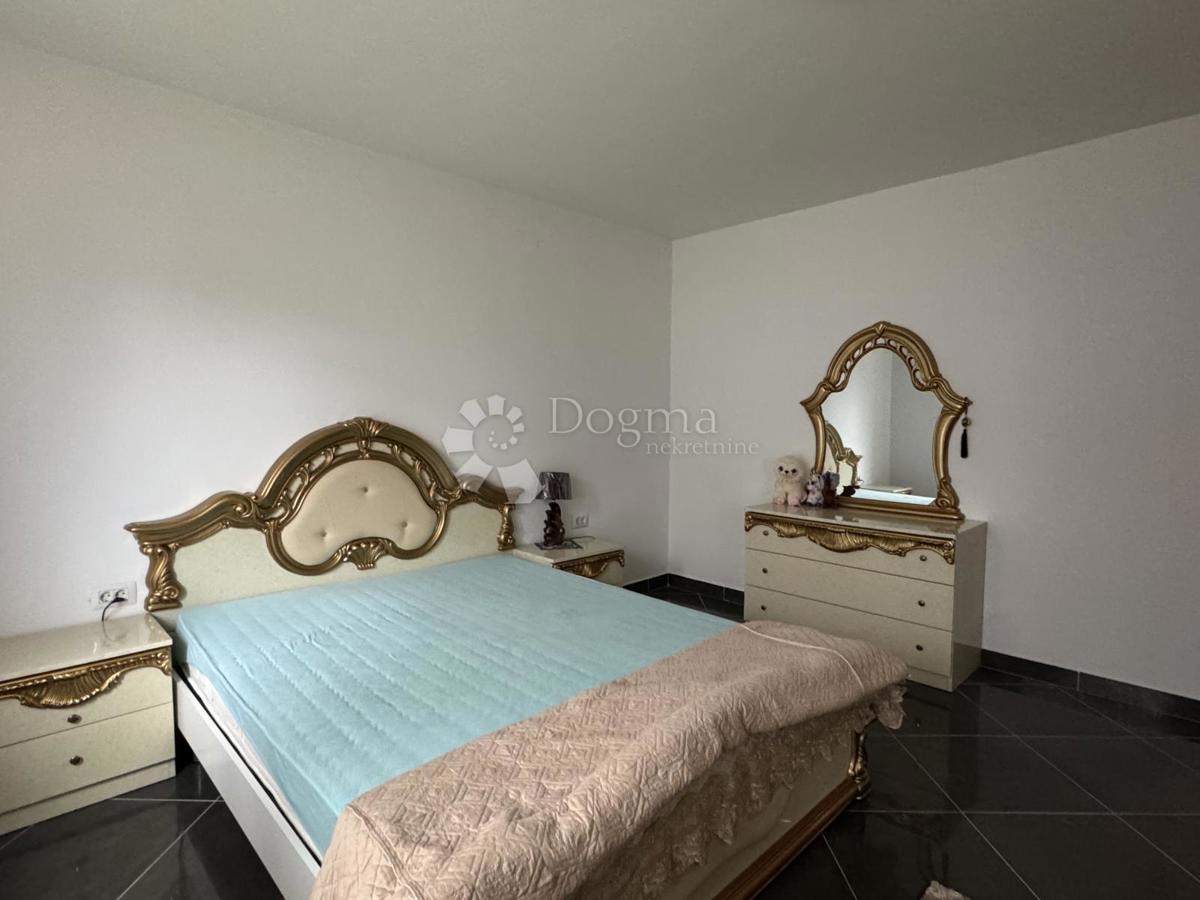 Hiša Podhum, Jelenje, 200m2