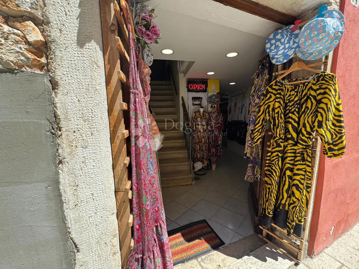 Poslovni prostor Rovinj, 70,60m2