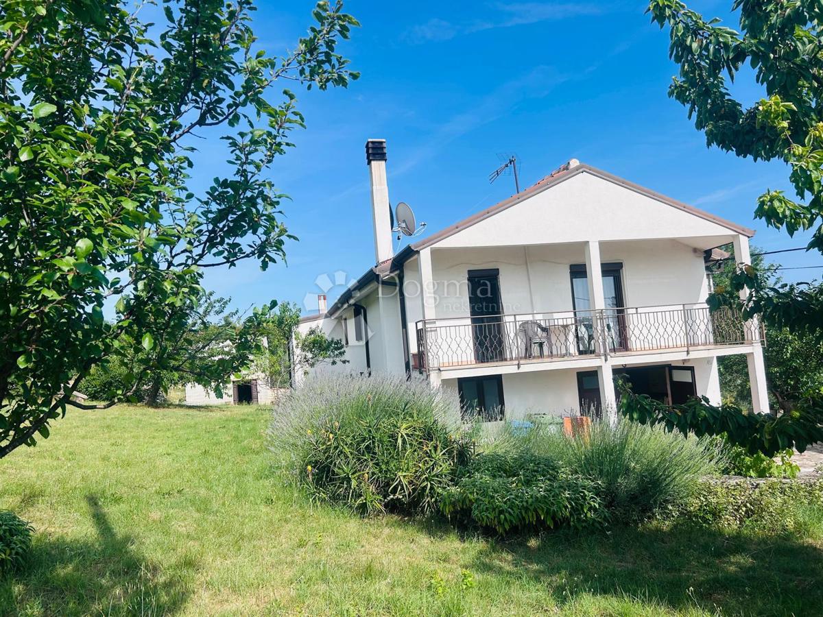 Hiša Kršete, Buje, 172m2