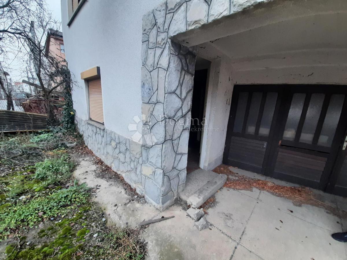 Hiša Sesvete, 250m2