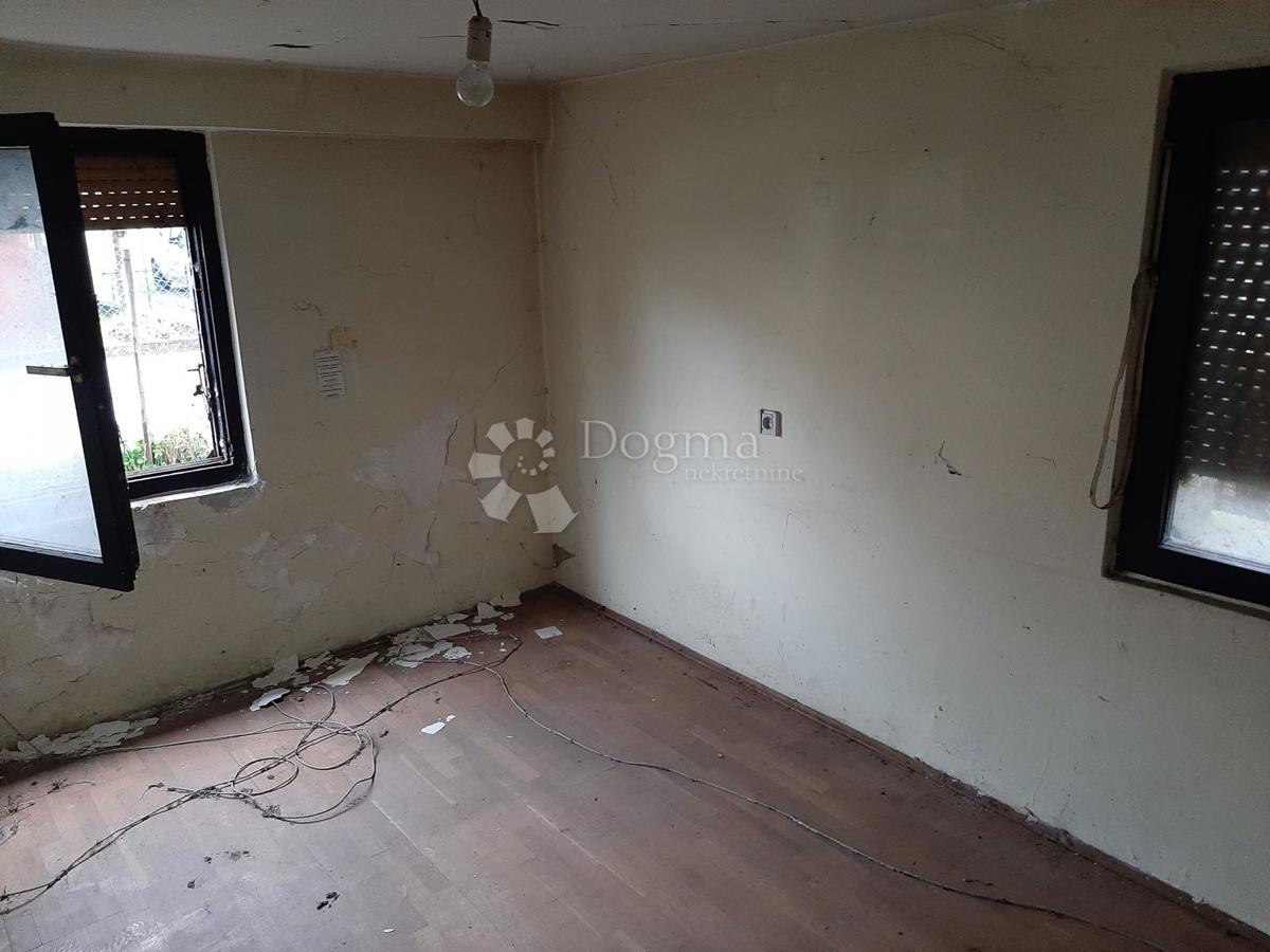 Hiša Sesvete, 250m2