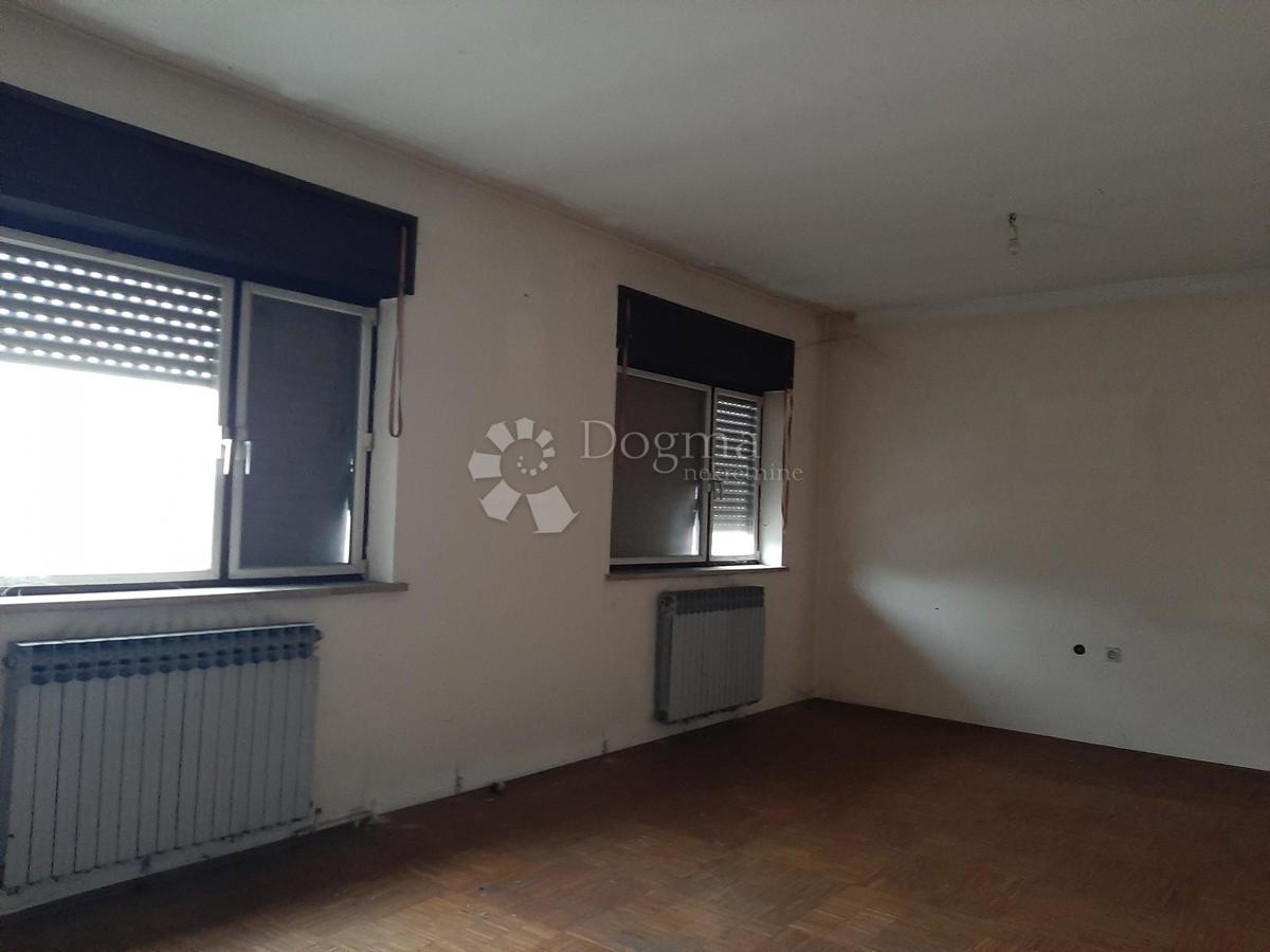 Hiša Sesvete, 250m2