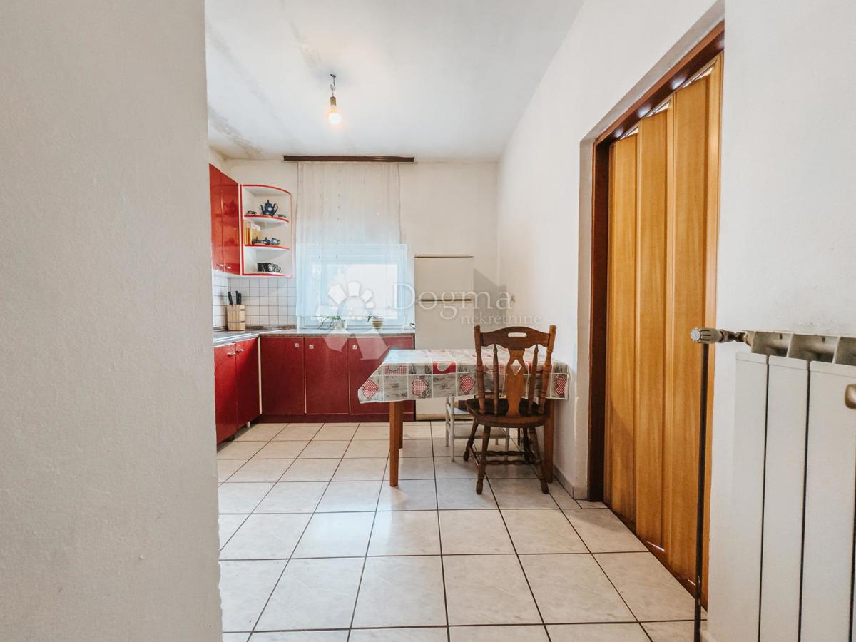 Hiša Kloštar Ivanić, 2.181m2