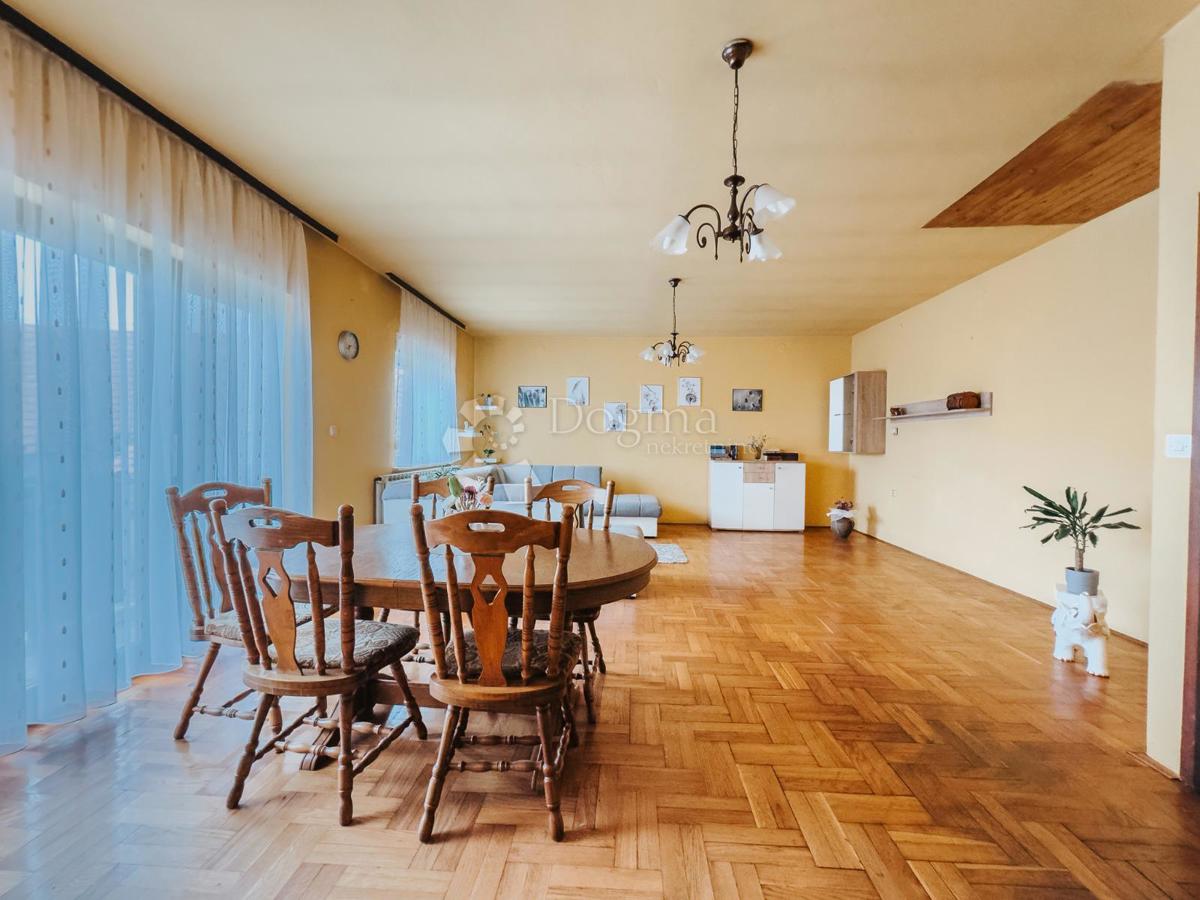 Hiša Kloštar Ivanić, 2.181m2