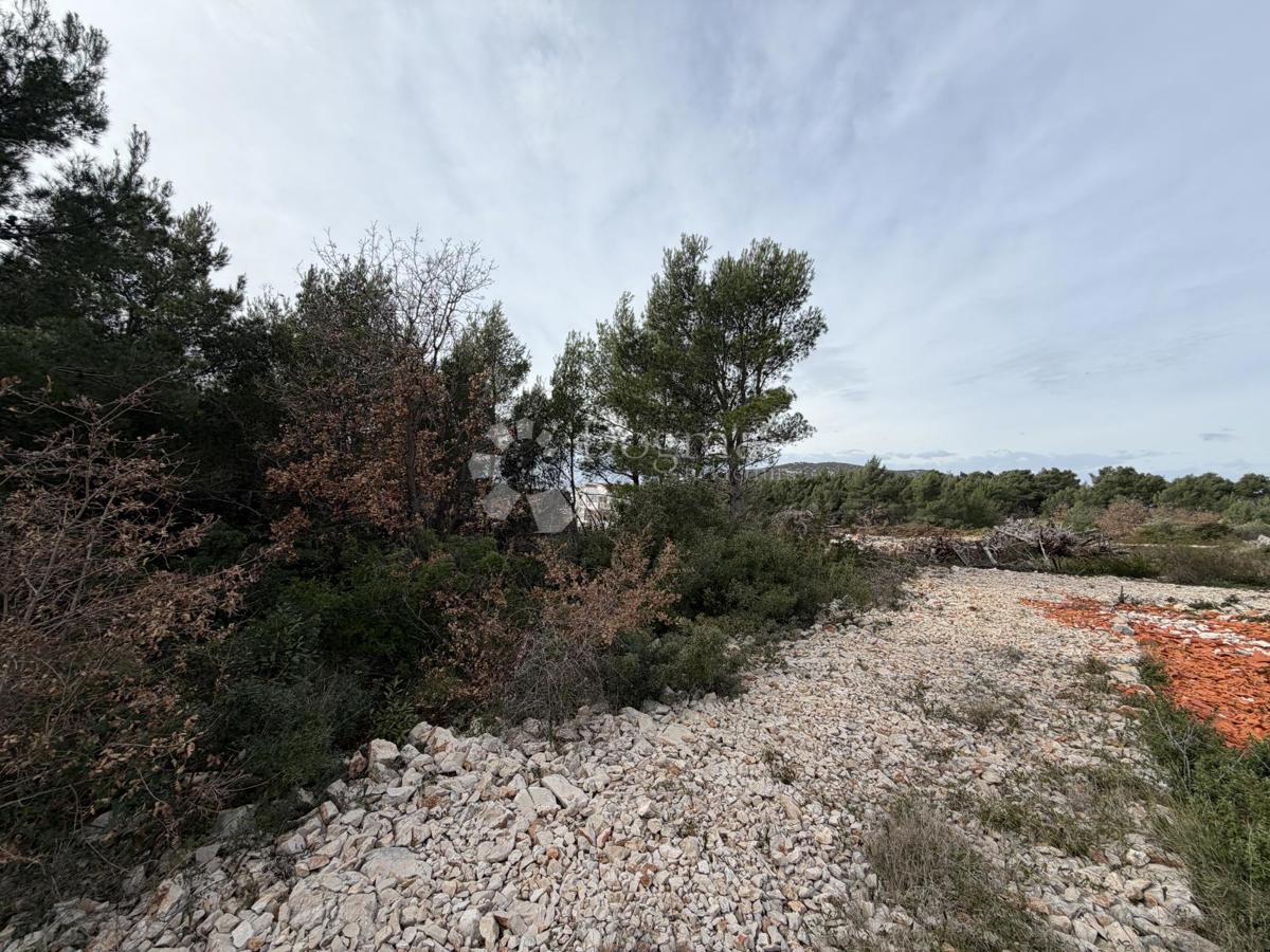 Zazidljivo zemljišče Tribunj, 1.000m2