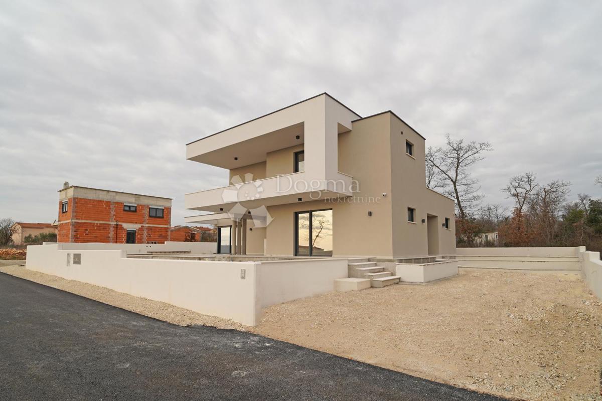 Hiša Peruški, Marčana, 145,61m2