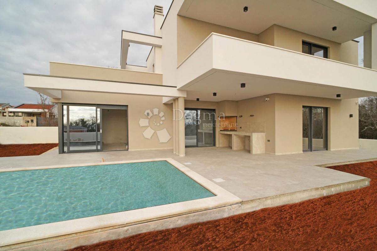 Hiša Peruški, Marčana, 145,61m2