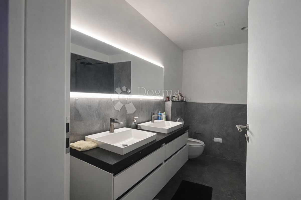 Stanovanje Klis, 107m2