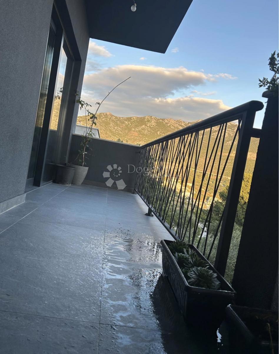 Stanovanje Klis, 107m2