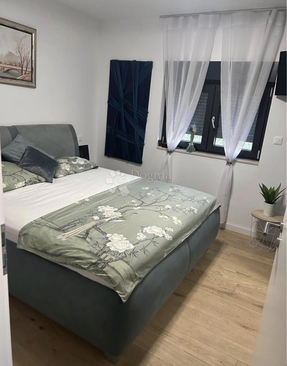 Stanovanje Klis, 107m2