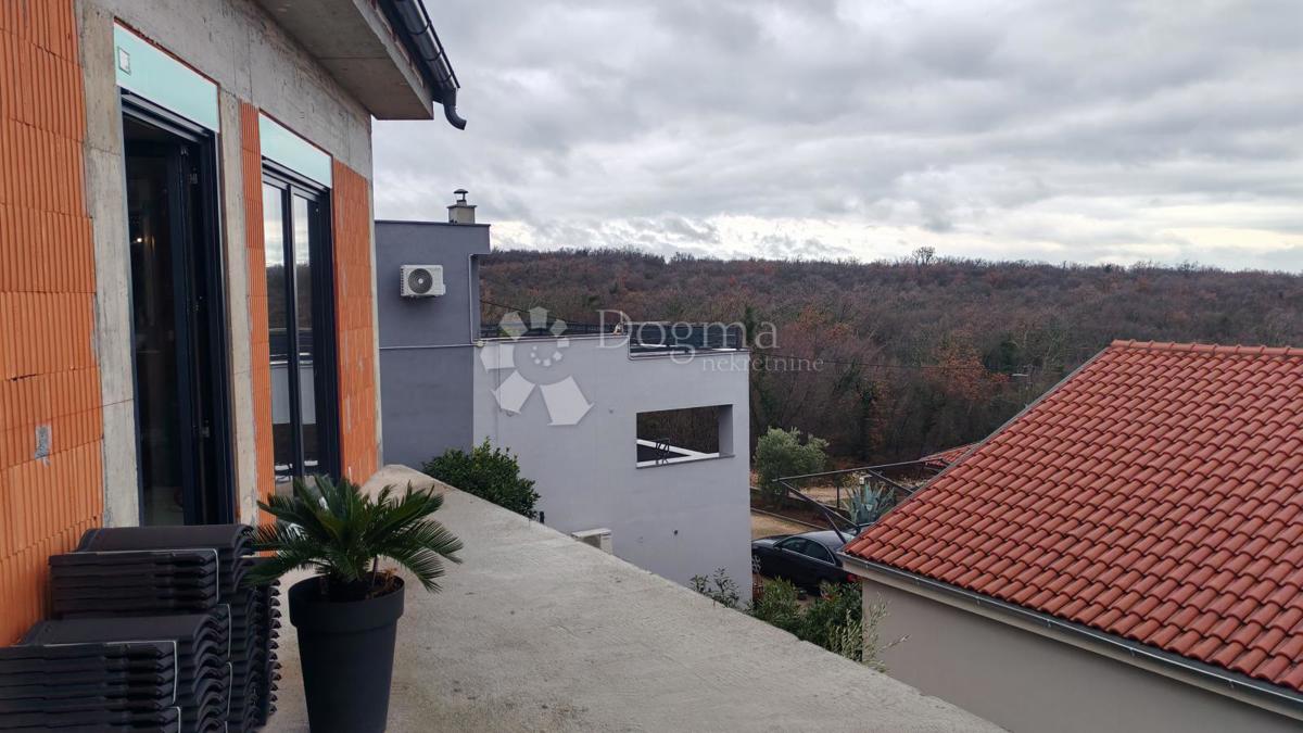 Hiša Kraljevica, 230m2