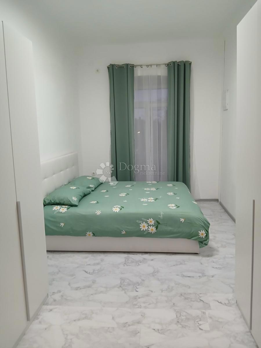 Hiša Kraljevica, 325m2