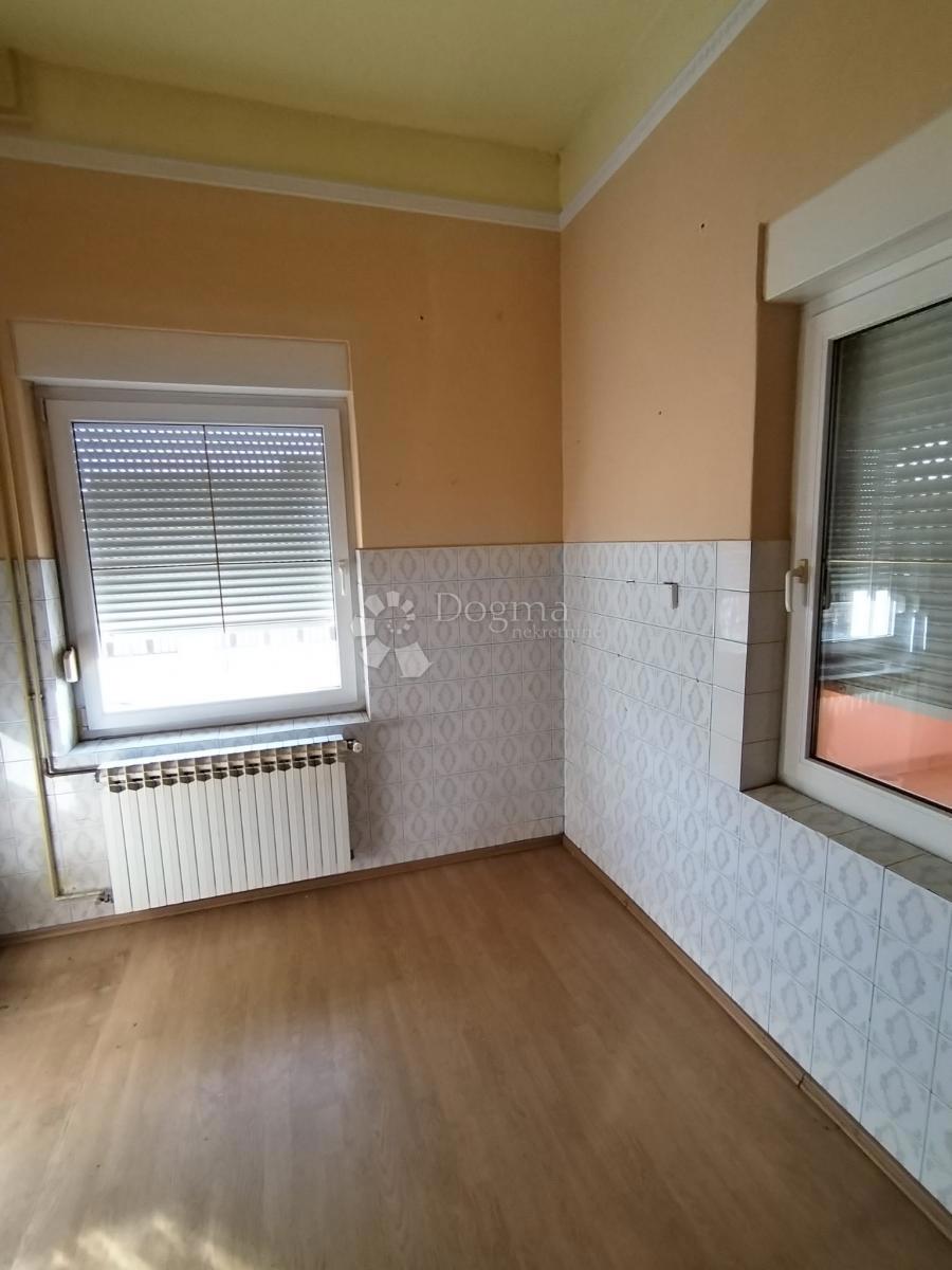 Hiša Dubrava, 912m2