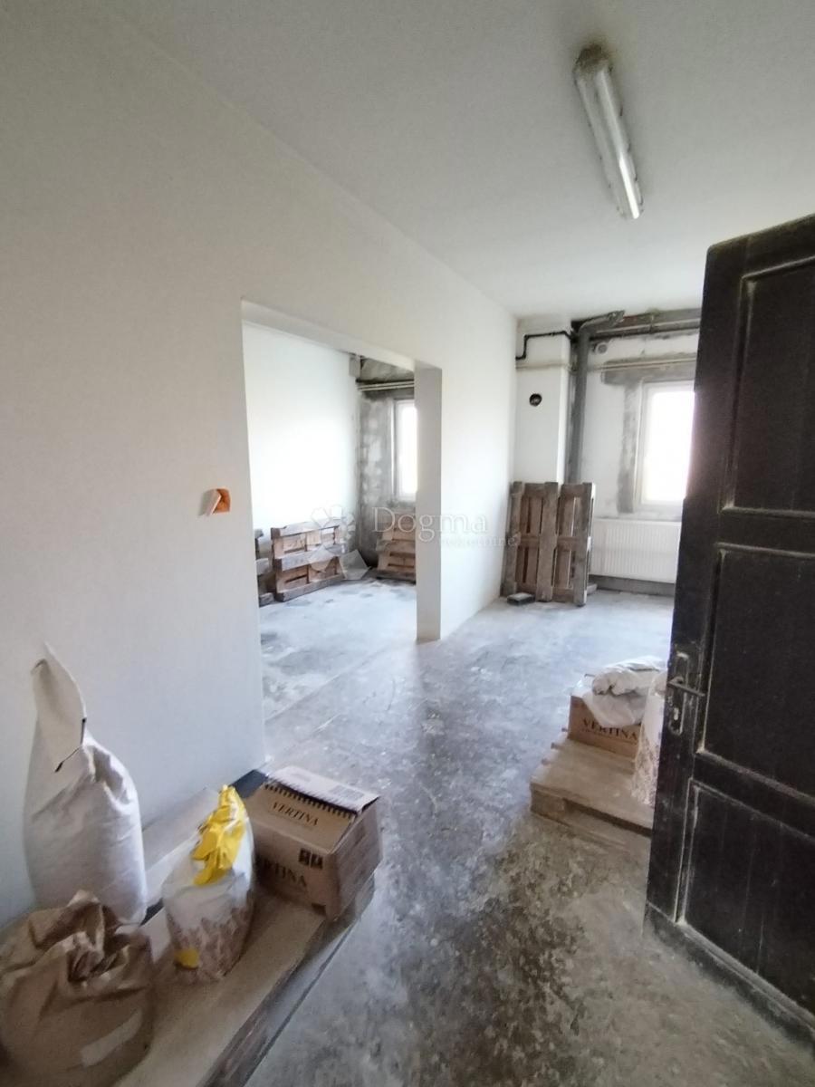 Hiša Dubrava, 912m2