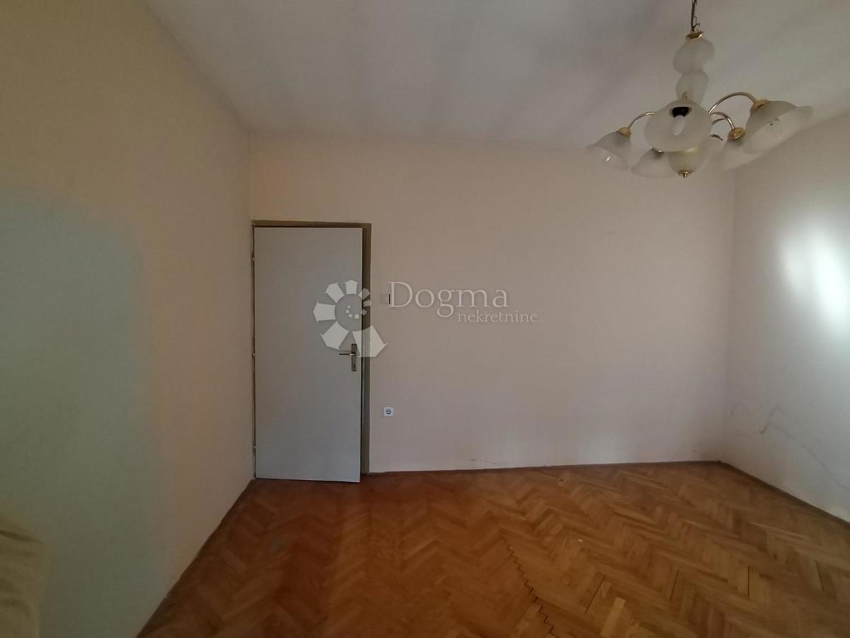 Hiša Dubrava, 912m2