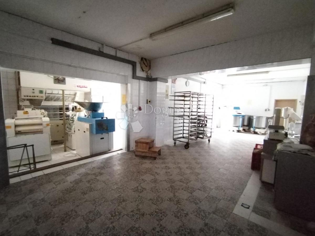 Hiša Dubrava, 912m2