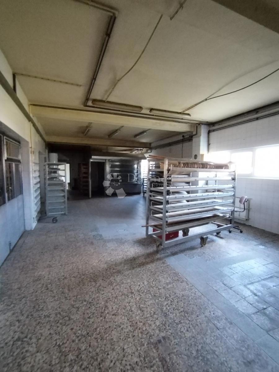 Hiša Dubrava, 912m2