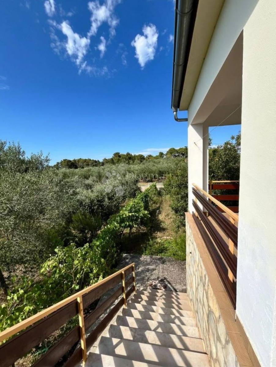 Hiša Ugljan, Preko, 144m2