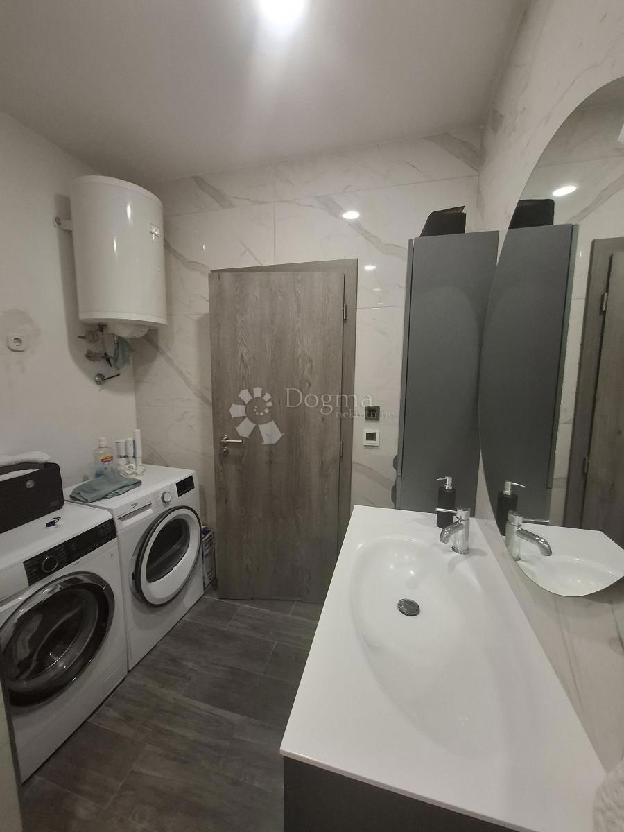 Hiša Sinjoretovo, Zadar, 314m2