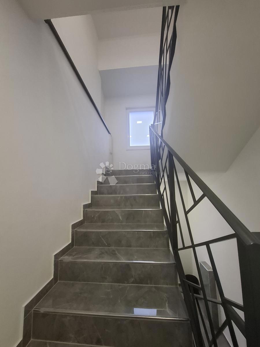 Hiša Sinjoretovo, Zadar, 314m2