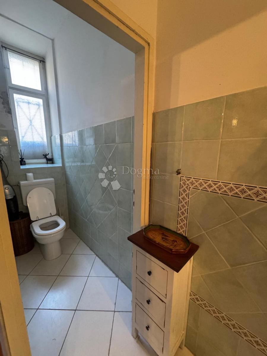 Poslovni prostor Sušak, Rijeka, 53m2